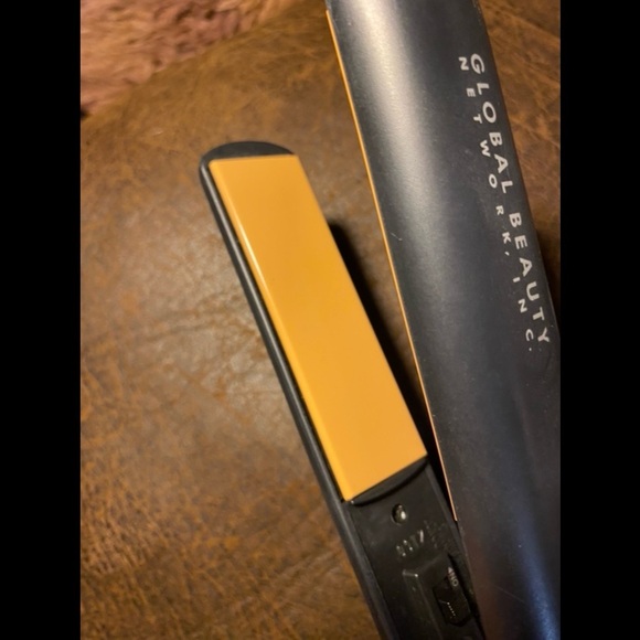 $68 CHI Original Ceramic Flat Straightener Curling Hairstyling Iron Ceramic 1” - Picture 4 of 11